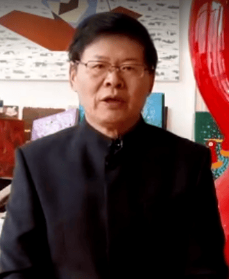 刘以林《故乡记》７：会飞的房子