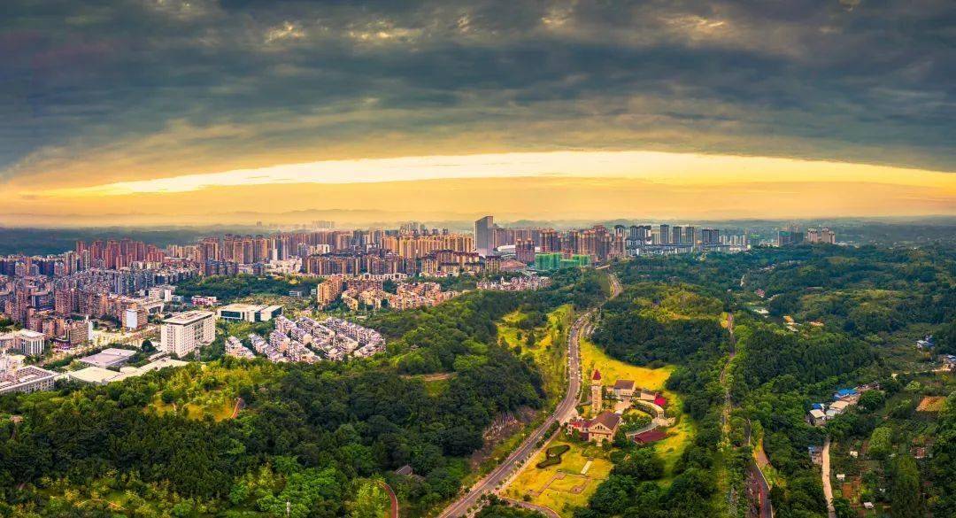 空港简阳，以质求成，顺势起航，飞向未来！