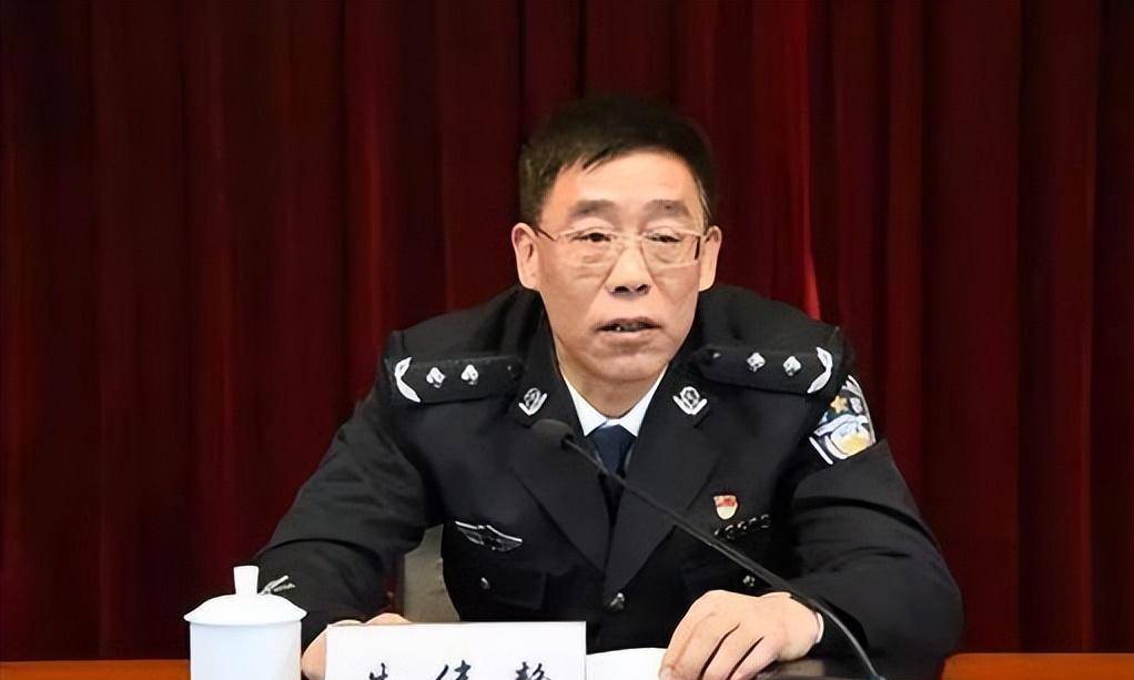 浙江“高启强”被称杭州土方皇帝，四年敛财40亿人民币！