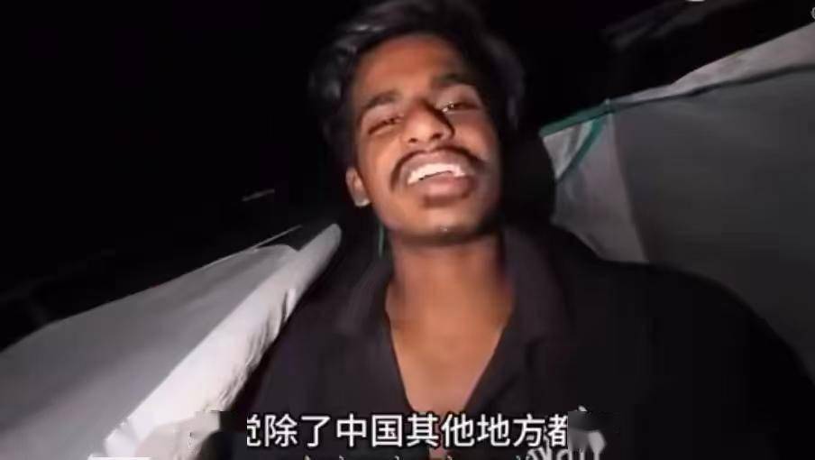 印度“抱怨哥”来中国仅两天就后悔：5包方便面竟然要5元人民币