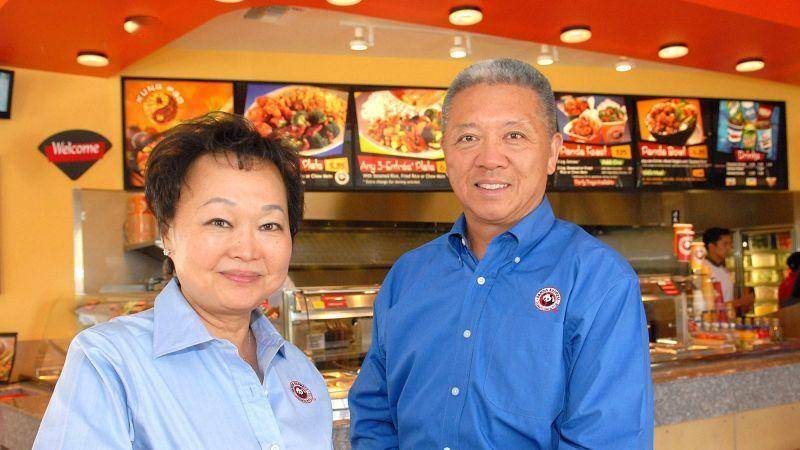 靠在美国卖假中餐，年销 200 亿人民币，买下NBA球队成杨瀚森老板