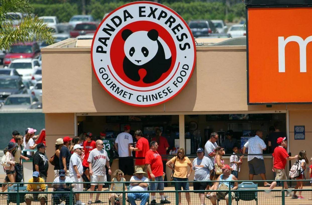 靠在美国卖假中餐，年销 200 亿人民币，买下NBA球队成杨瀚森老板